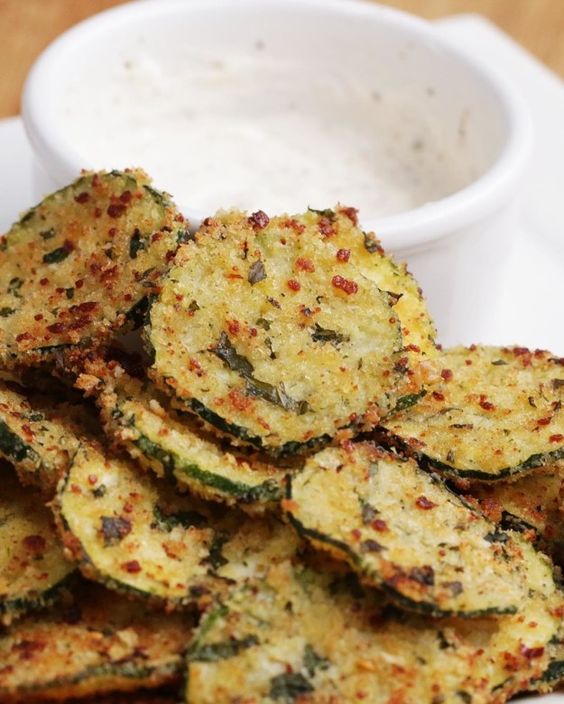 Garlic Parmesan Zucchini Chips